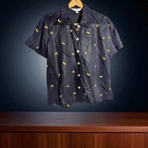 Black Top With Embroidered Palm Trees M AKS Amy K  Su Mop Buttons